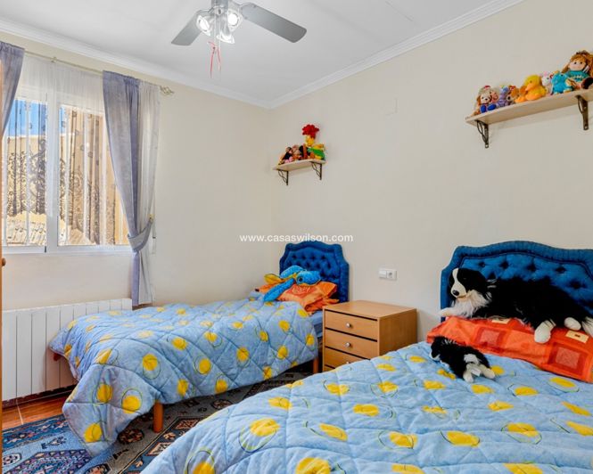 Image No.26-4 Bed Villa for sale