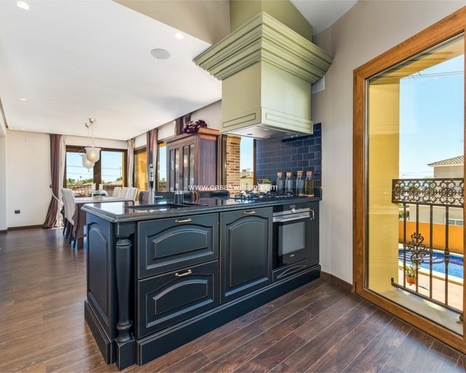 Image No.8-4 Bed Villa for sale