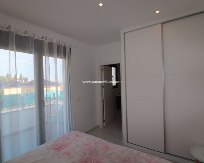 Image No.32-2 Bed Villa for sale