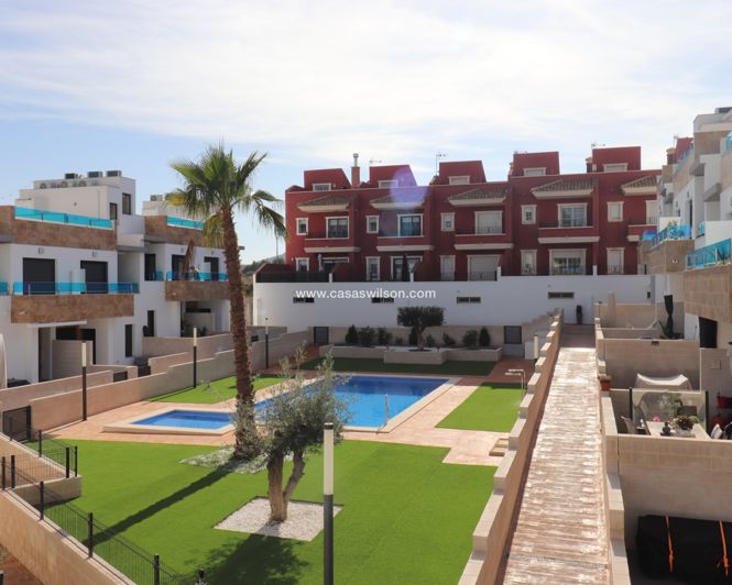 Image No.42-2 Bed Villa for sale