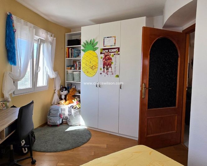 Image No.17-4 Bed Villa for sale