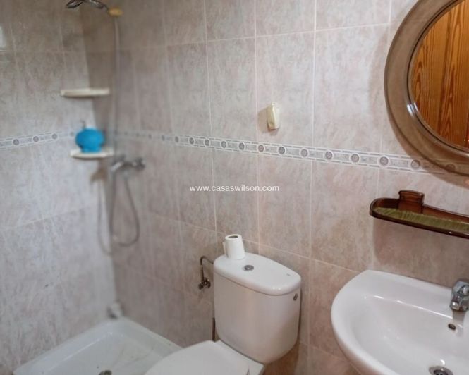 Image No.23-4 Bed Property for sale