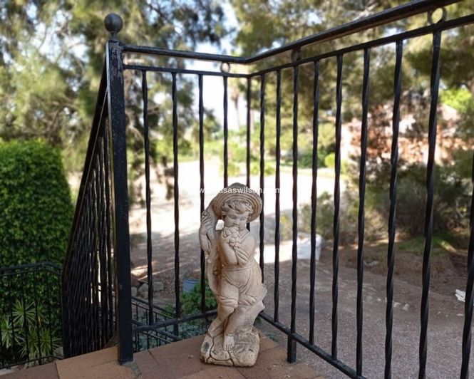 Image No.35-4 Bed Property for sale