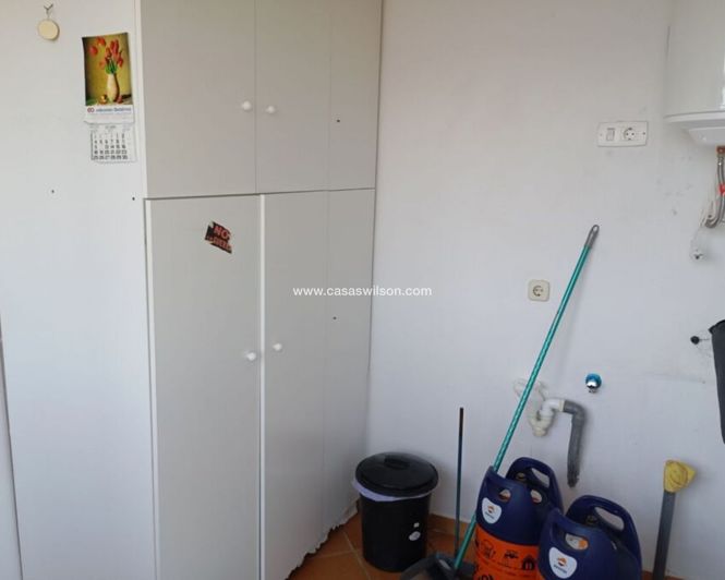 Image No.37-4 Bed Property for sale