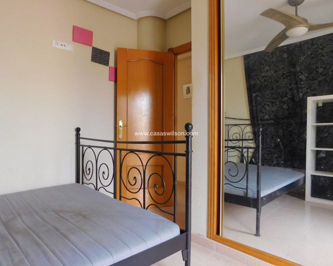 Image No.16-3 Bed Villa for sale