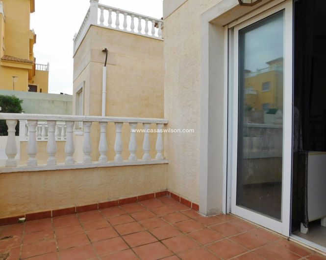 Image No.17-3 Bed Villa for sale