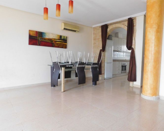 Image No.9-3 Bed Villa for sale