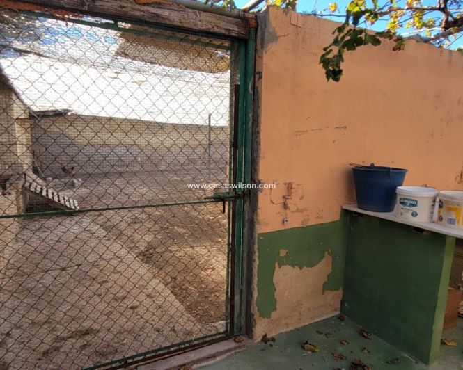 Image No.17-1 Bed Property for sale