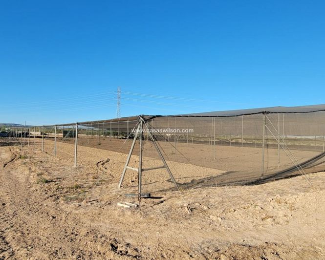 Image No.25-1 Bed Property for sale