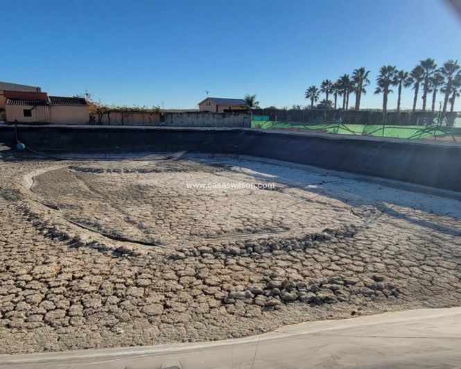 Image No.31-1 Bed Property for sale