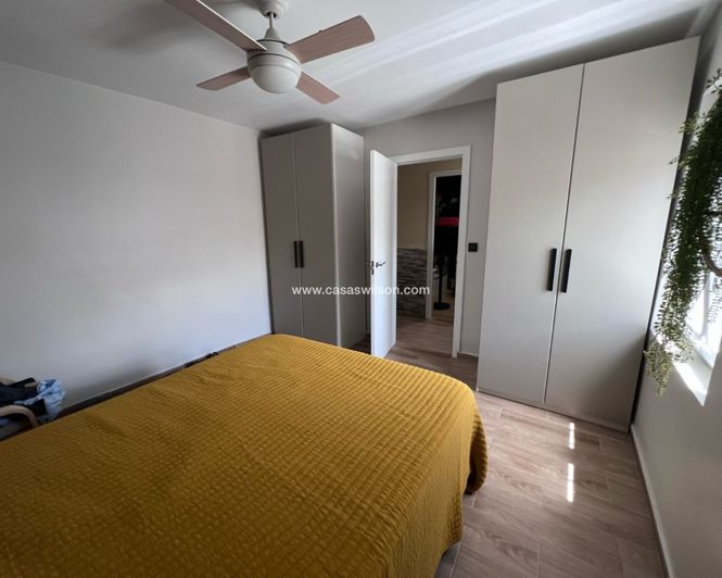 Image No.7-4 Bed Townhouse for sale