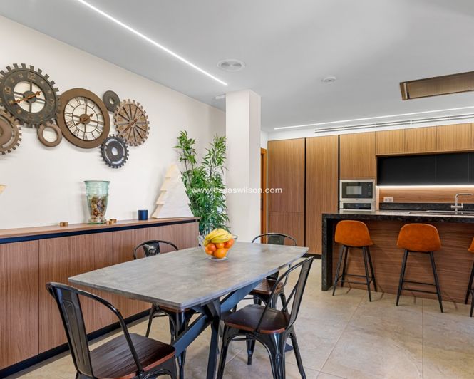 Image No.27-5 Bed Villa for sale