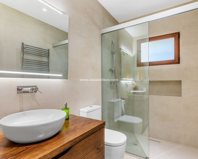 Image No.31-5 Bed Villa for sale