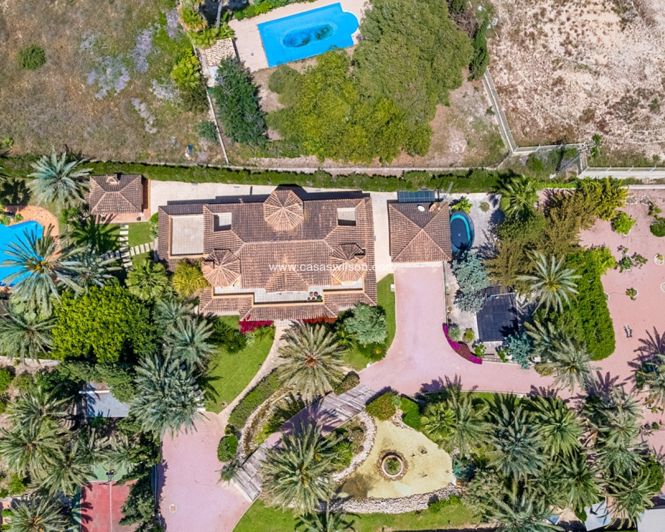 Image No.5-5 Bed Villa for sale