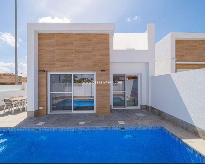 Image No.21-3 Bed Villa for sale