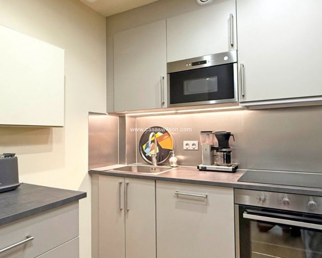 Image No.2-1 Bed Property for sale