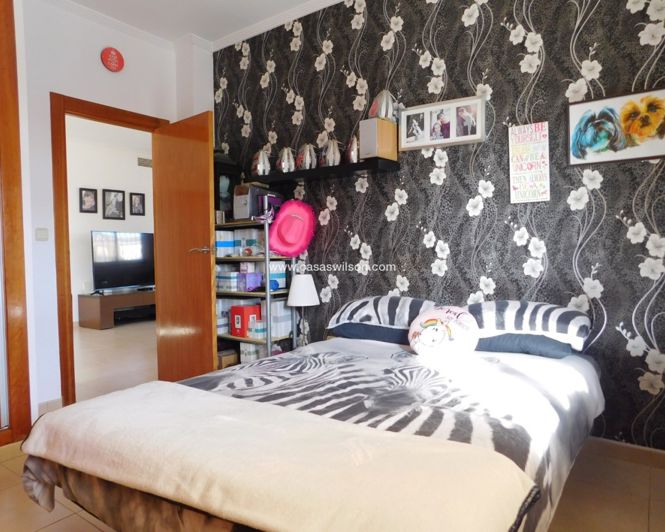 Image No.23-4 Bed Villa for sale