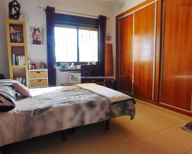 Image No.24-4 Bed Villa for sale