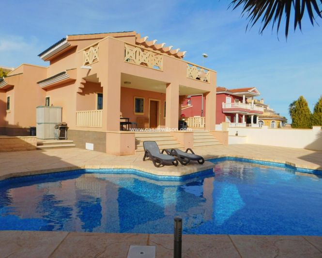 Image No.39-4 Bed Villa for sale