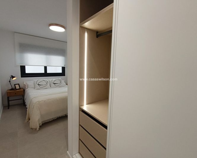 Image No.12-3 Bed Villa for sale