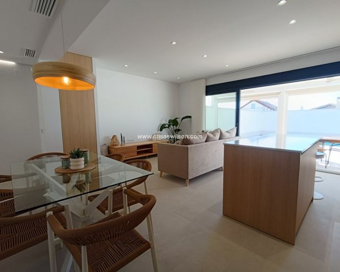 Image No.19-3 Bed Villa for sale