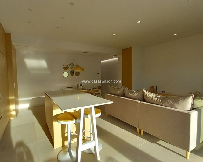 Image No.21-3 Bed Villa for sale