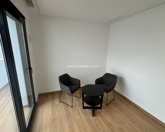 Image No.11-3 Bed Villa for sale