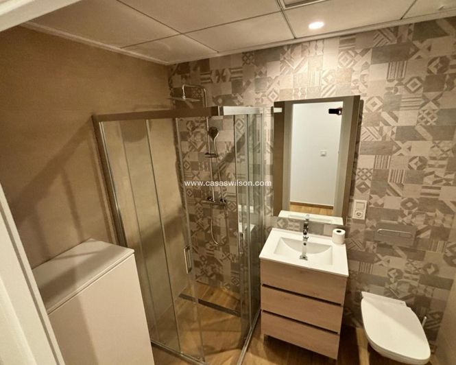 Image No.15-3 Bed Villa for sale