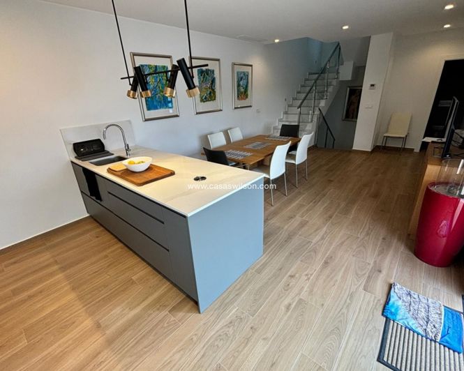 Image No.31-3 Bed Villa for sale