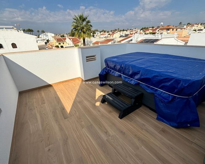 Image No.8-3 Bed Villa for sale