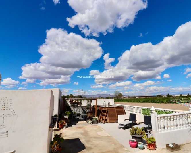 Image No.22-3 Bed Property for sale