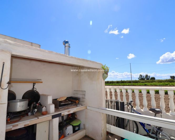 Image No.26-3 Bed Property for sale