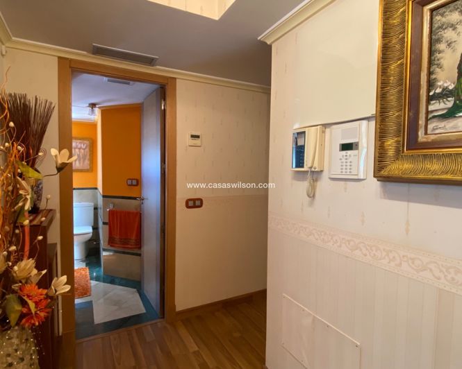 Image No.8-4 Bed Apartment for sale