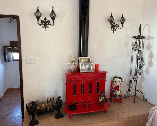 Image No.30-5 Bed Villa for sale