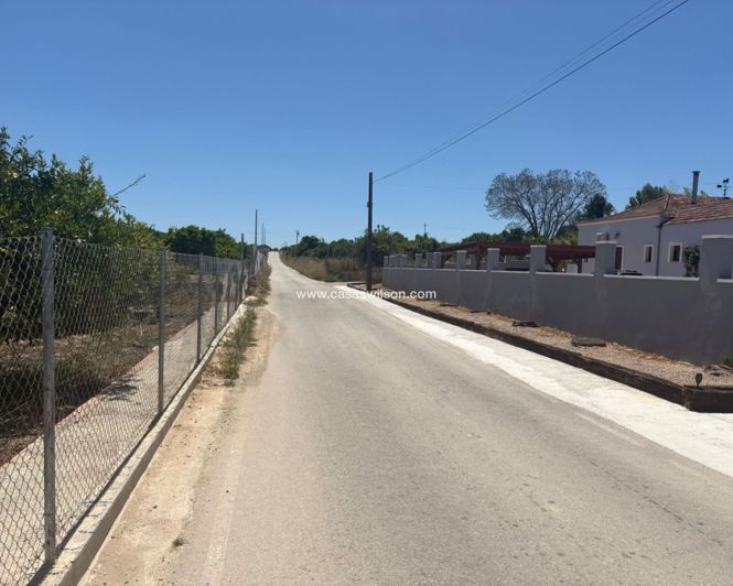 Image No.42-5 Bed Villa for sale