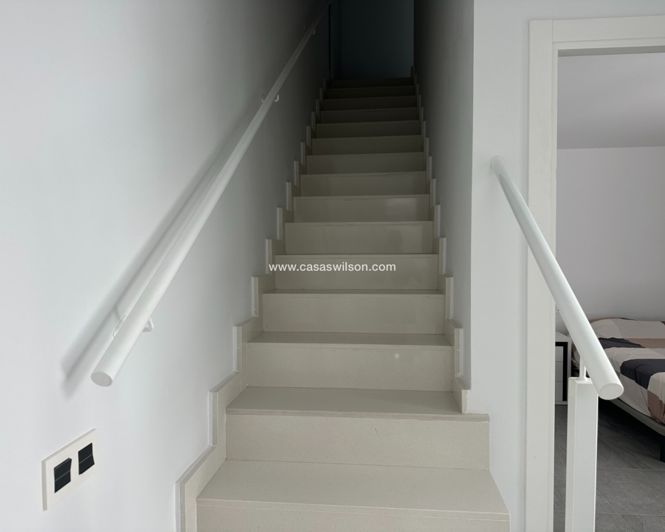 Image No.26-5 Bed Villa for sale