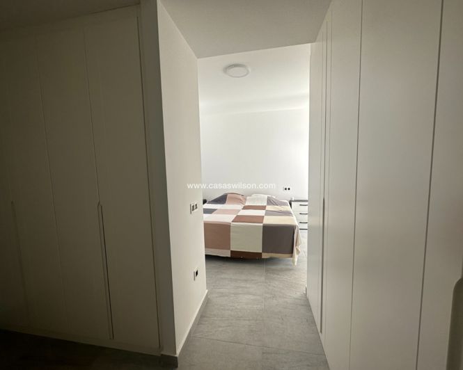 Image No.28-5 Bed Villa for sale