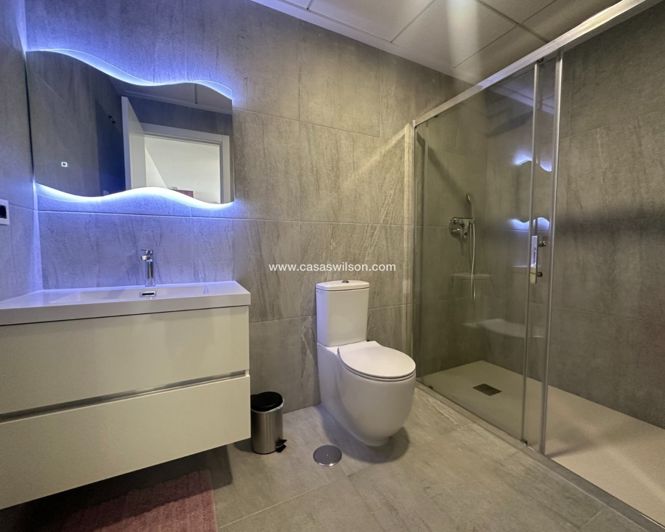 Image No.30-5 Bed Villa for sale