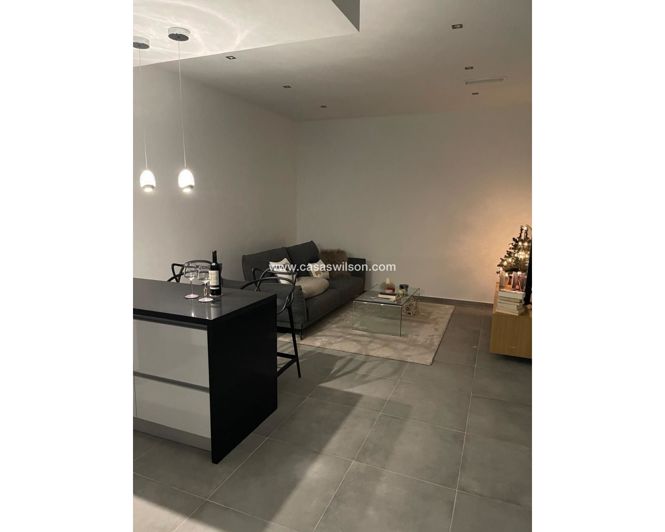 Image No.7-3 Bed Villa for sale