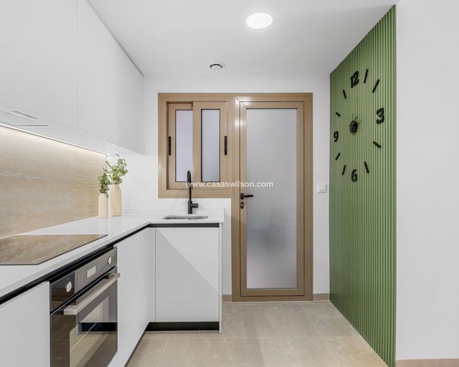 Image No.11-3 Bed Apartment for sale