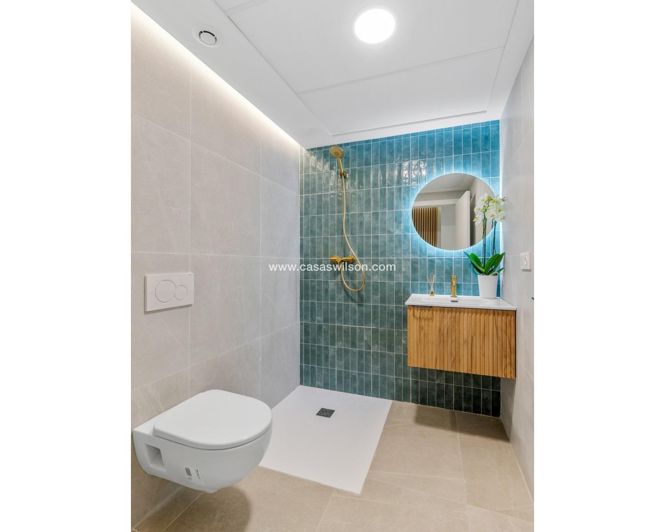 Image No.19-3 Bed Apartment for sale