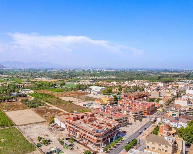 Image No.28-3 Bed Apartment for sale