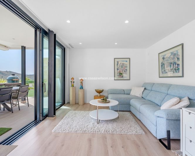 Image No.4-2 Bed Apartment for sale