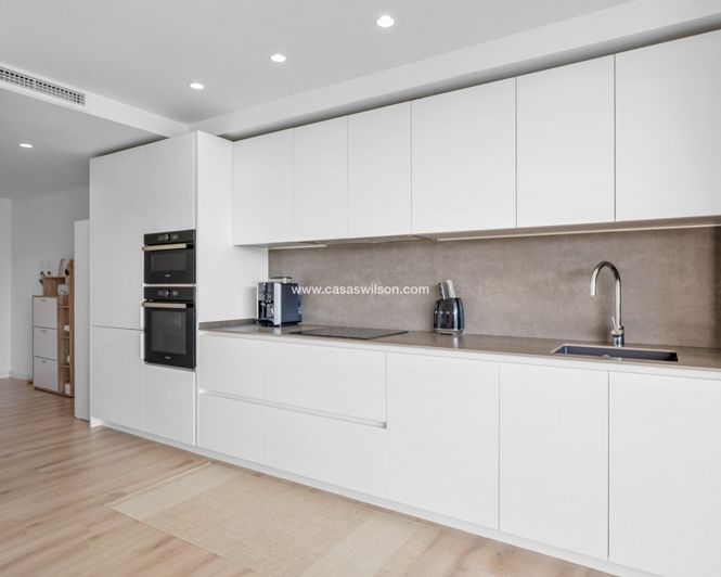 Image No.8-2 Bed Apartment for sale