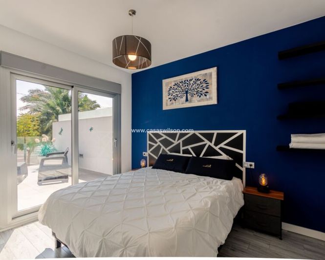 Image No.17-3 Bed Villa for sale