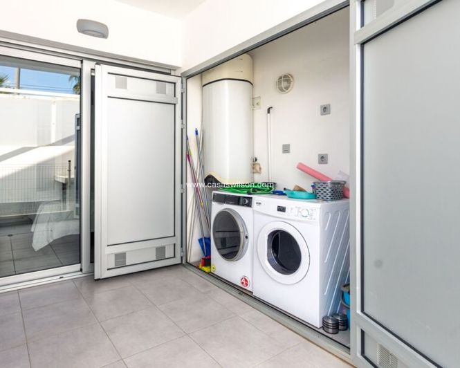 Image No.45-3 Bed Villa for sale