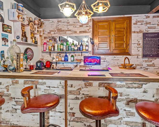 Image No.39-4 Bed Property for sale