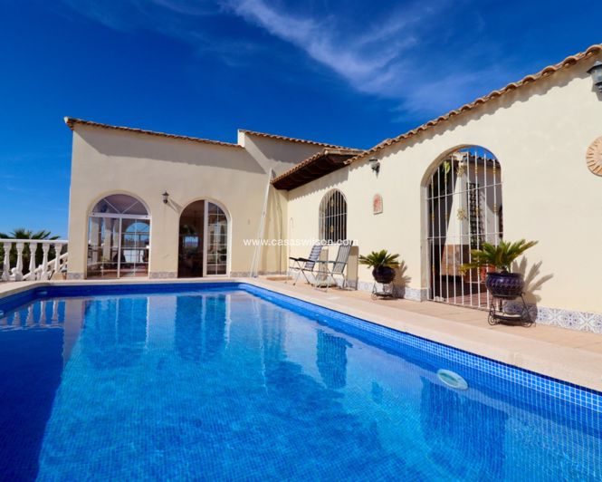 Image No.1-5 Bed Property for sale