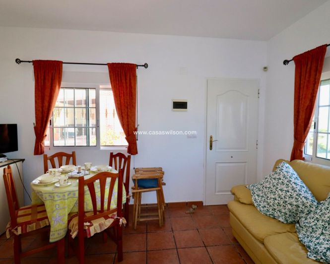 Image No.36-5 Bed Property for sale