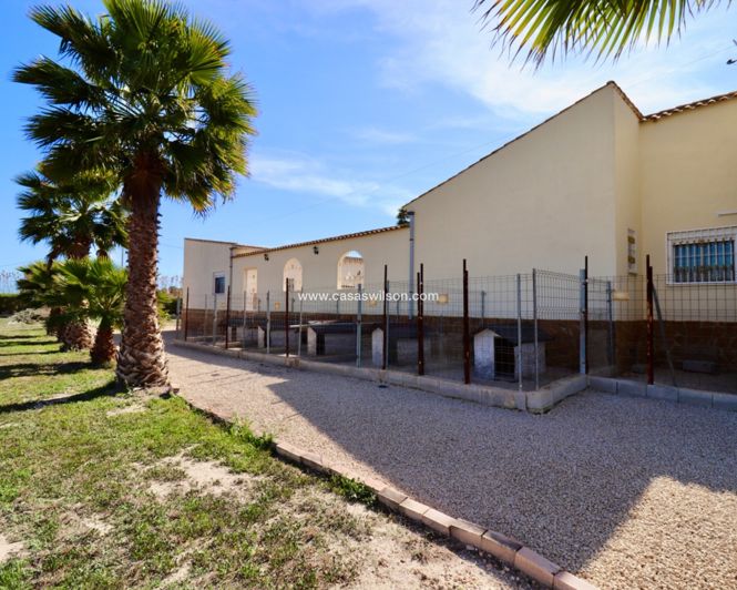 Image No.47-5 Bed Property for sale